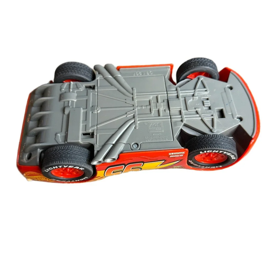 Disney Pixar‎ Cars Lightning McQueen 95 Rust-eze Red Race Car Thinkway Toys 8in